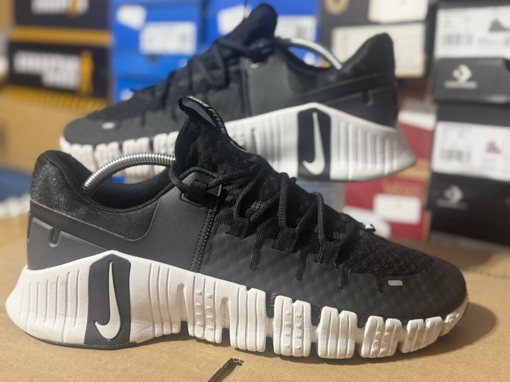 Nike Free Metcon 6 Black White Training Shoes Men’s Size 11 DV3949-001 Gym